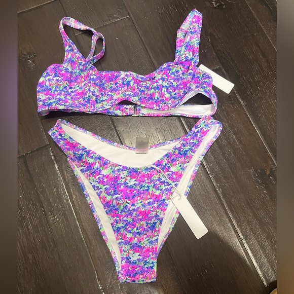 NWT Bright capri bikini size M - Picture 6 of 7